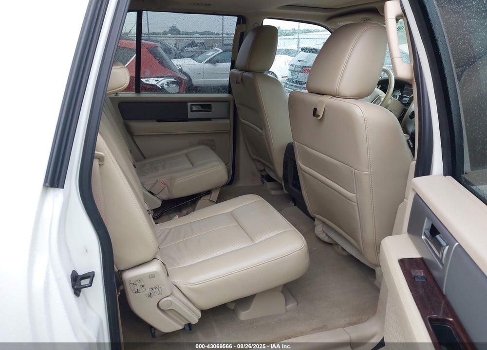 2013 FORD EXPEDITION VIN: 1FMJK1H50DEF63915
