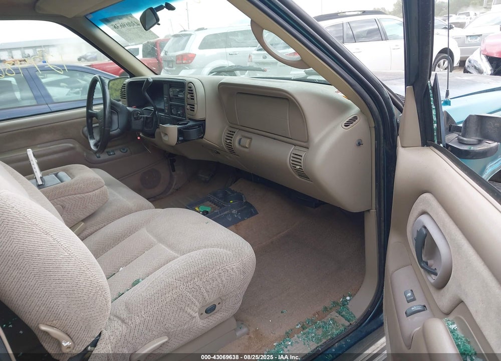 1997 CHEVROLET C1500 FLEETSIDE VIN: 2GCEC19M5V1103547