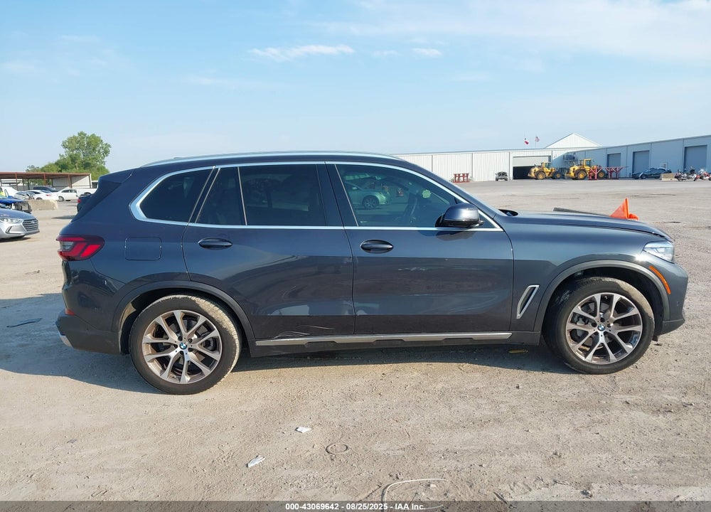 2022 BMW X5 VIN: 5UXCR6C07N9L89366