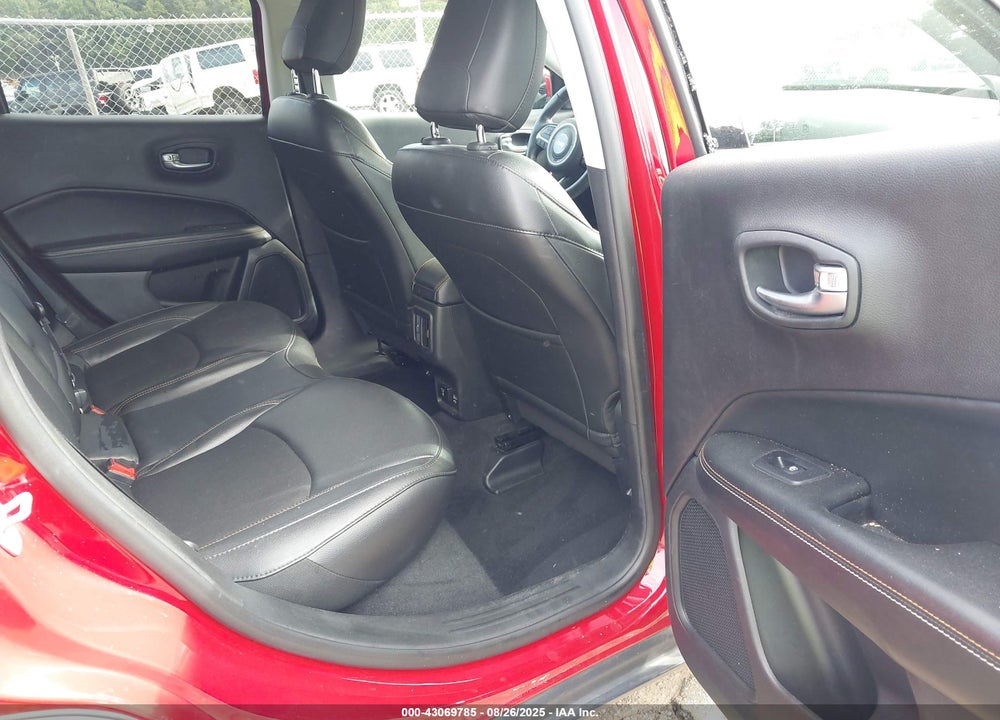 2019 JEEP COMPASS VIN: 3C4NJCBB2KT652076
