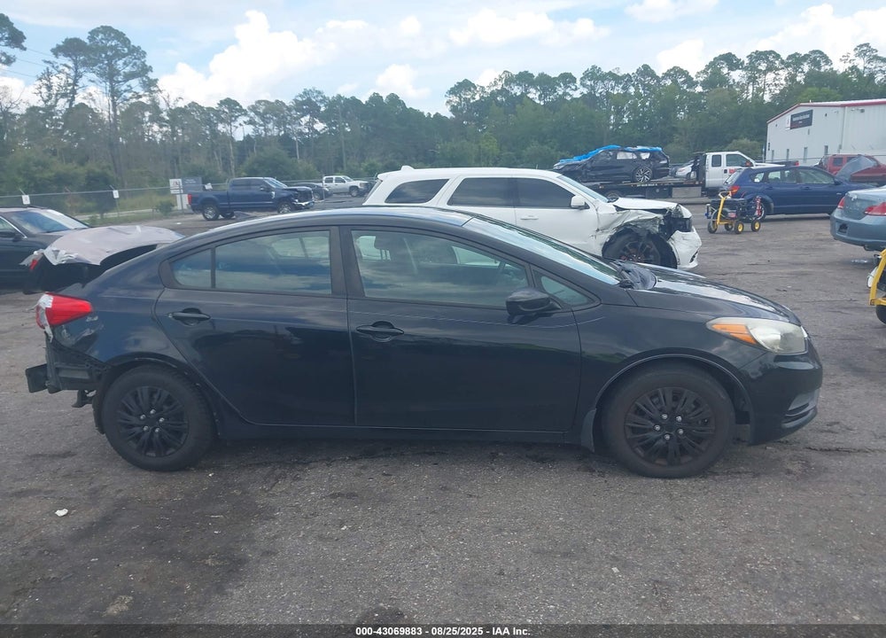 2016 KIA FORTE VIN: KNAFK4A61G5621272