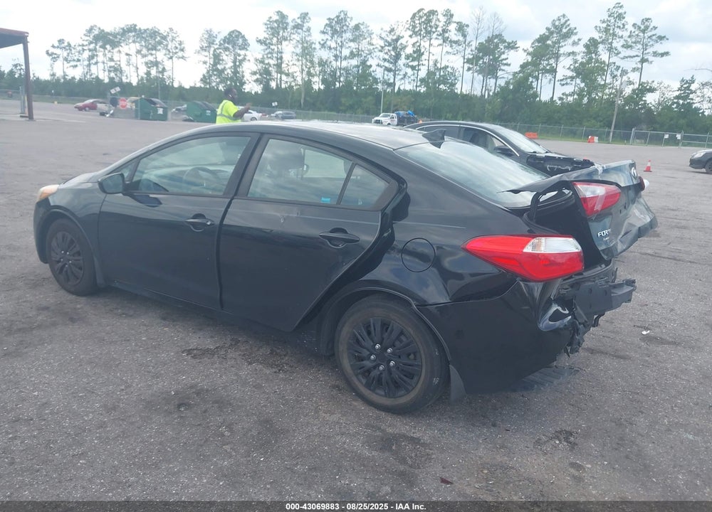 2016 KIA FORTE VIN: KNAFK4A61G5621272
