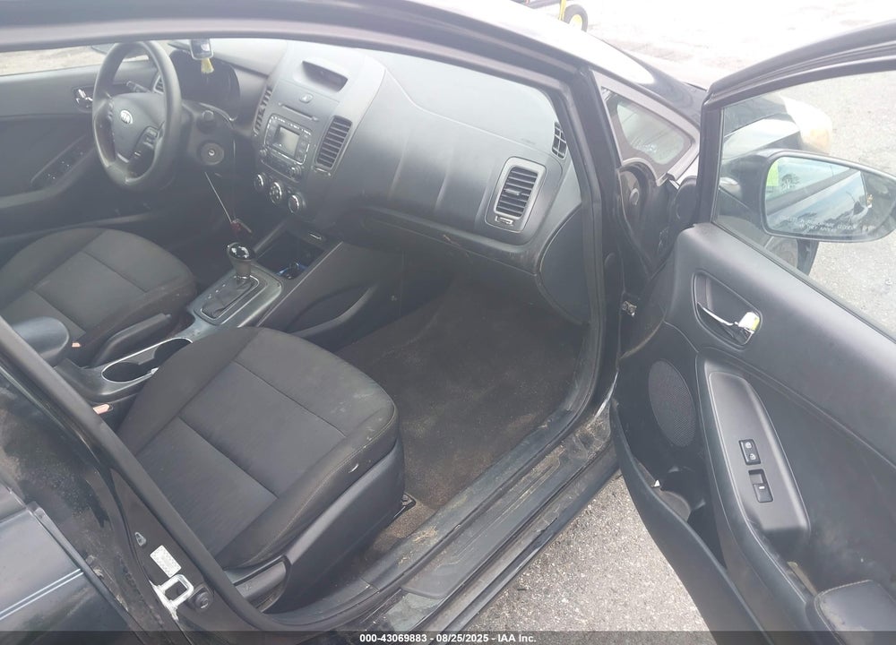 2016 KIA FORTE VIN: KNAFK4A61G5621272