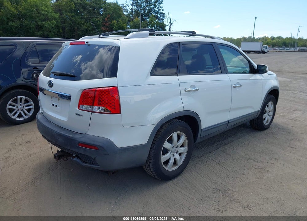 2012 KIA SORENTO VIN: 5XYKT4A67CG256662