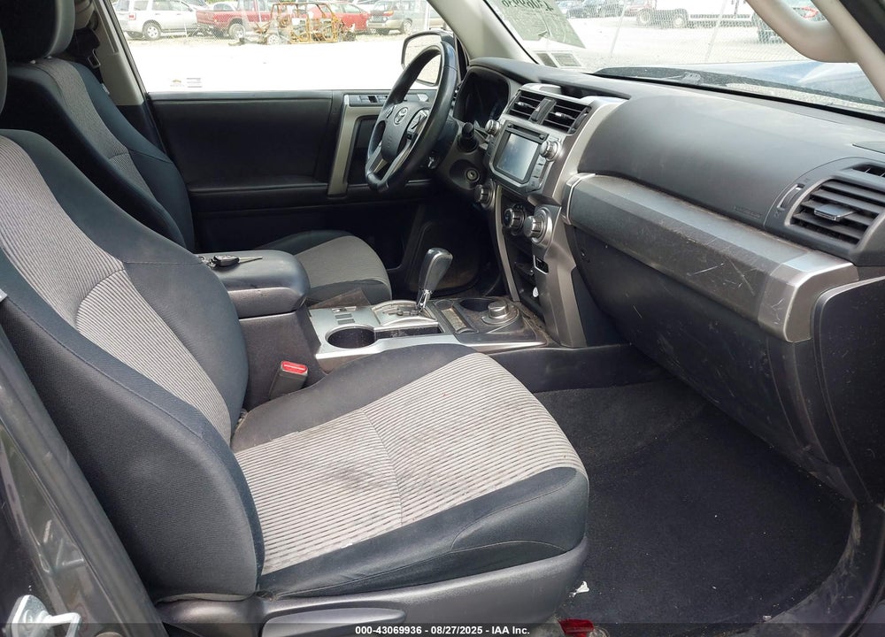 2015 TOYOTA 4RUNNER VIN: JTEBU5JR2F5275268