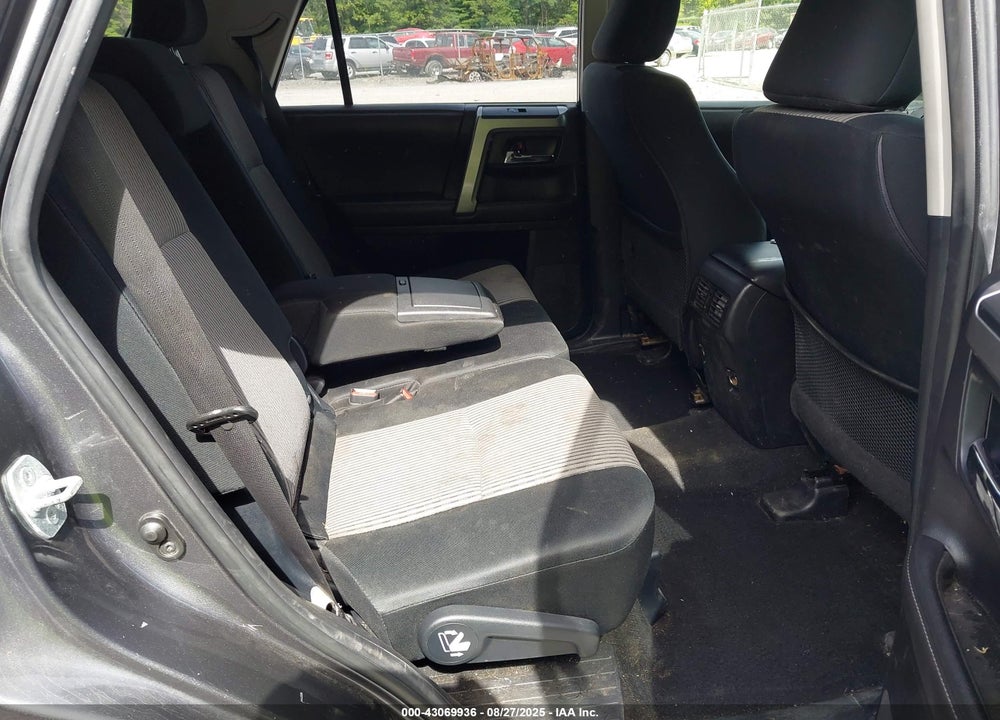 2015 TOYOTA 4RUNNER VIN: JTEBU5JR2F5275268