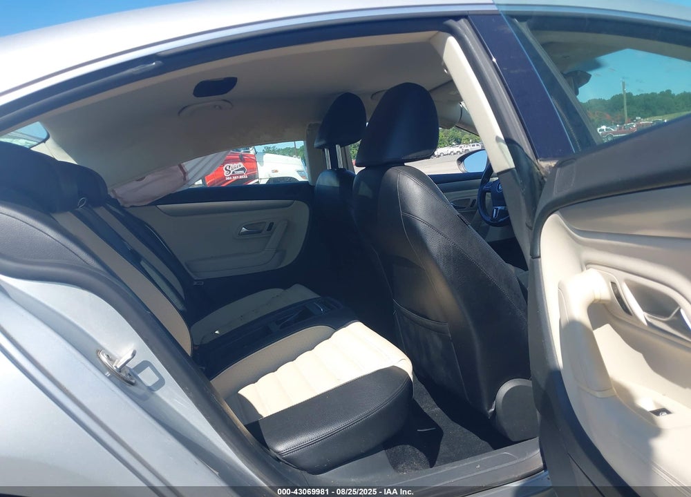 2010 VOLKSWAGEN CC VIN: WVWML7AN1AE501656