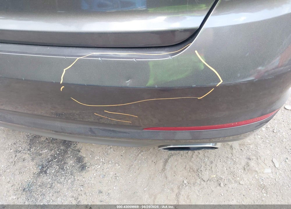 2015 HYUNDAI SONATA VIN: 5NPE24AF1FH027777