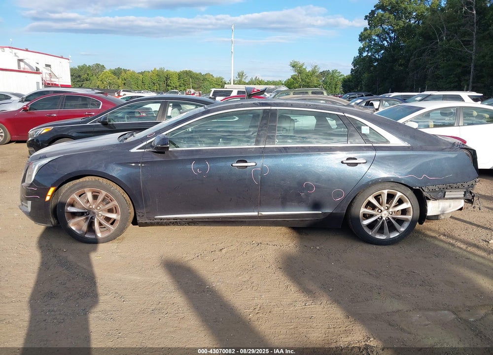 2013 CADILLAC XTS VIN: 2G61T5S30D9156330