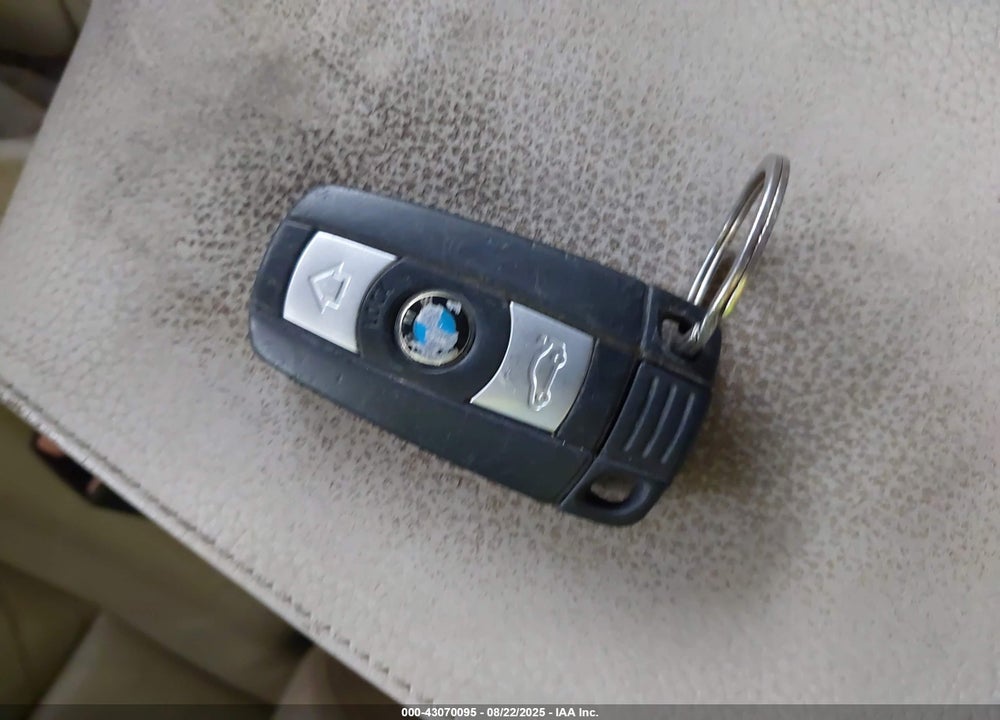 2008 BMW 3 SERIES VIN: WBAWL73528PX54101