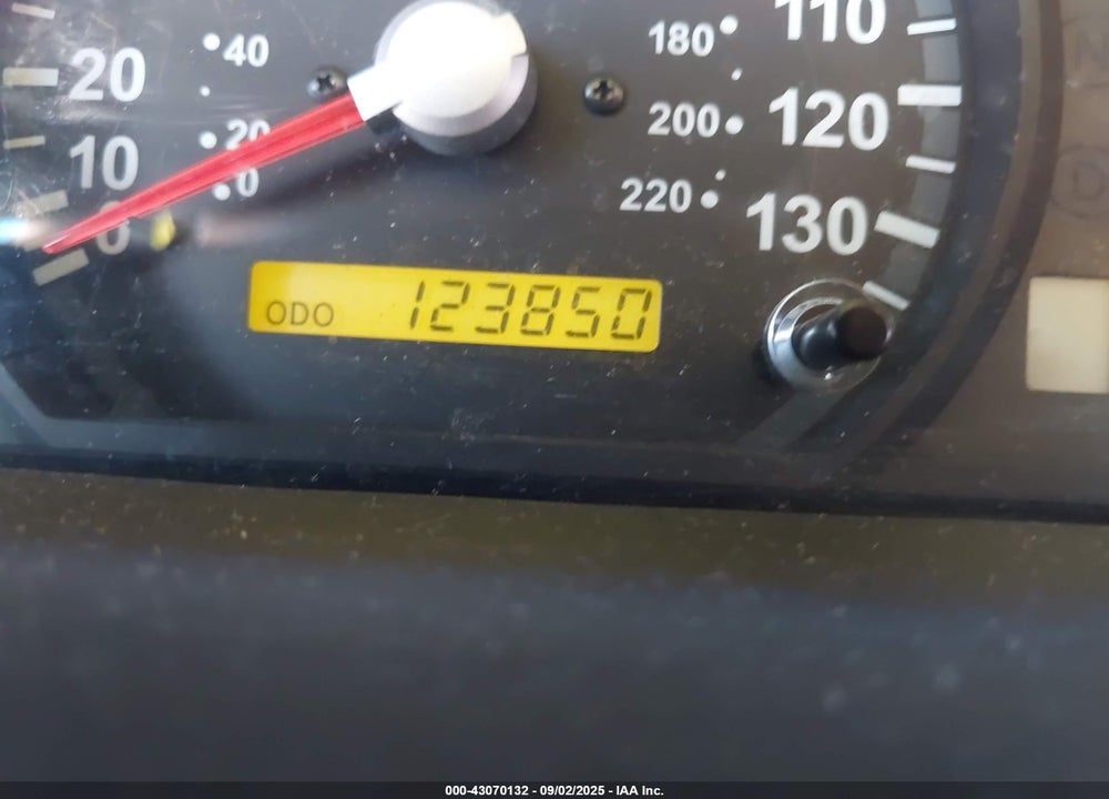 2006 KIA SORENTO EX/LX VIN: KNDJD733565620779