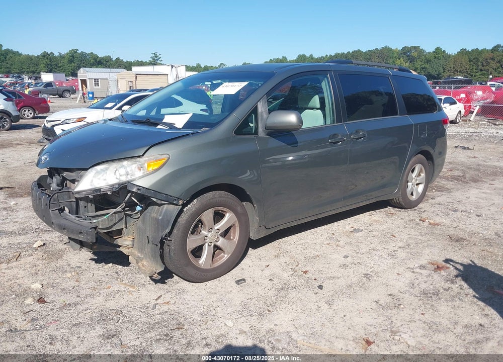 2013 TOYOTA SIENNA LE V6 8 PASSENGER VIN: 5TDKK3DC7DS311159