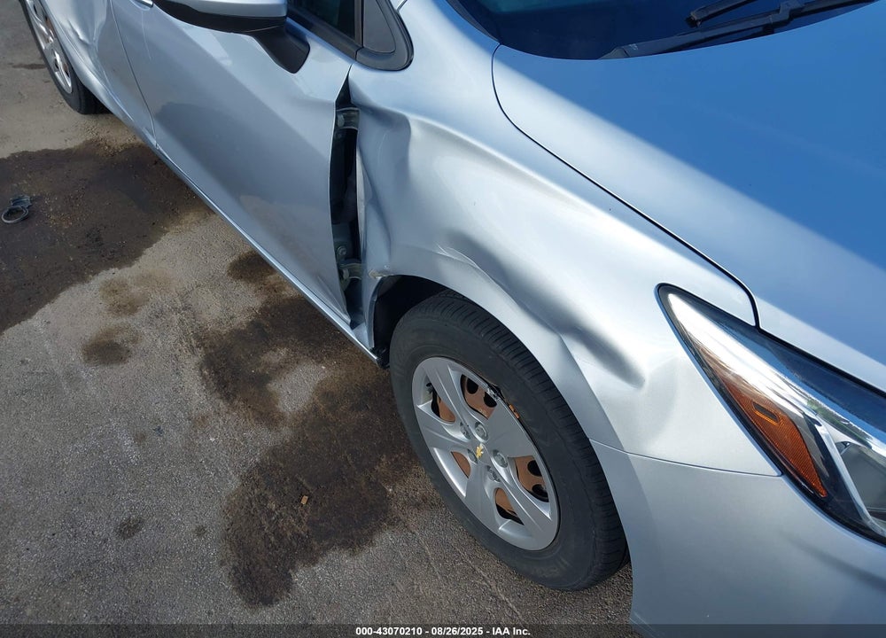 2017 CHEVROLET CRUZE VIN: 1G1BC5SM5H7129179