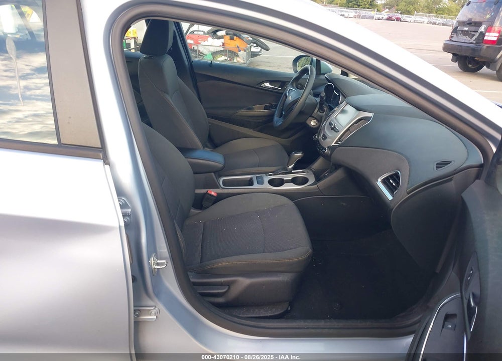 2017 CHEVROLET CRUZE VIN: 1G1BC5SM5H7129179