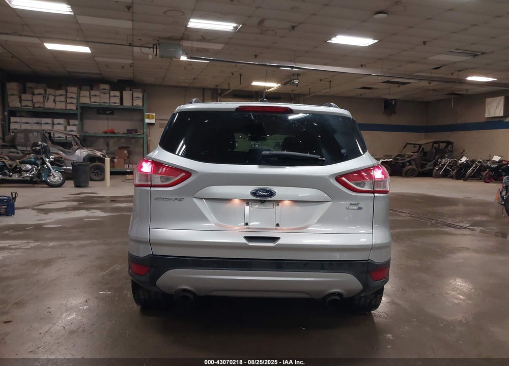 2015 FORD ESCAPE SE VIN: 1FMCU9GX1FUA33014