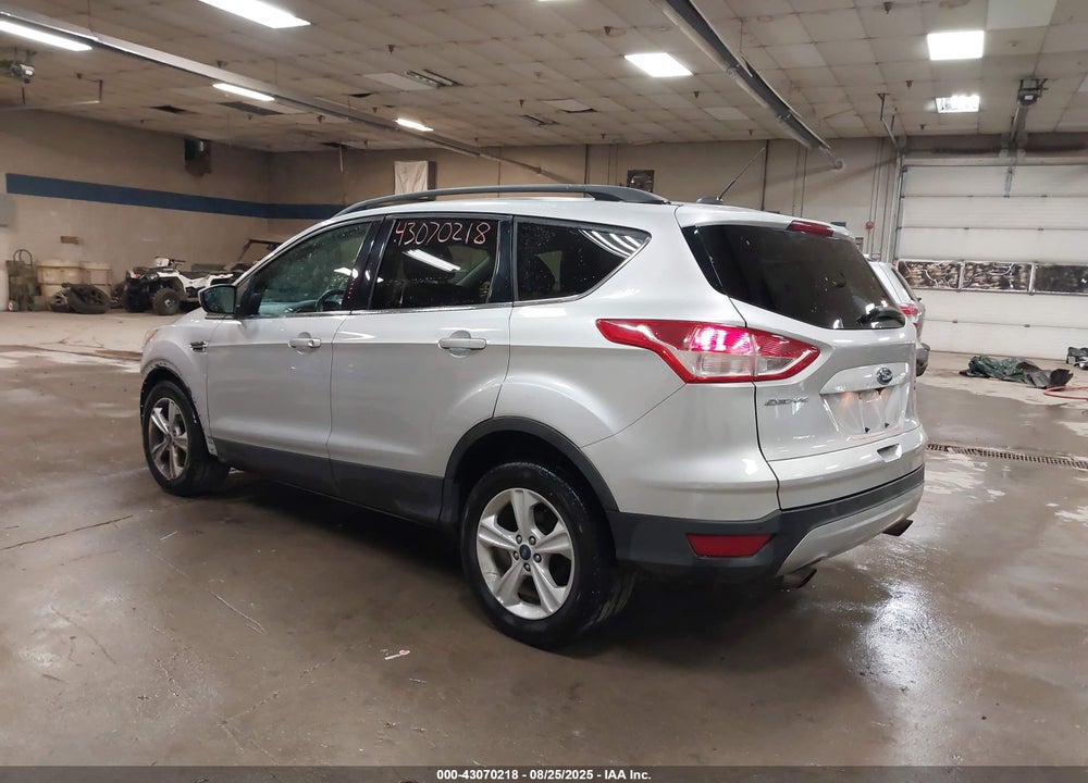2015 FORD ESCAPE SE VIN: 1FMCU9GX1FUA33014