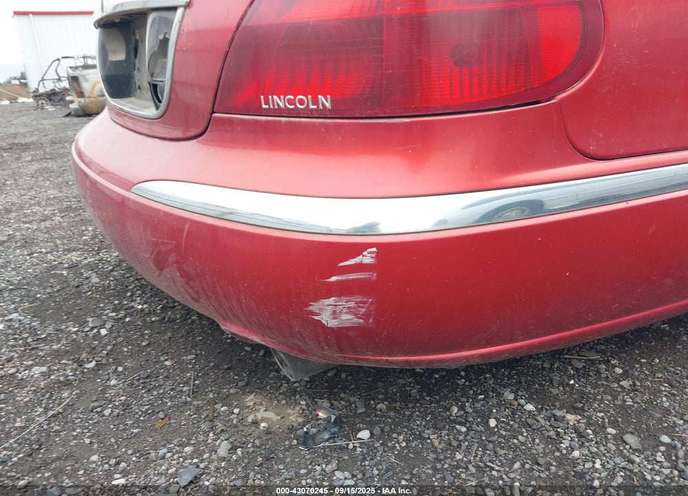 1998 LINCOLN CONTINENTAL VIN: 1LNFM97V6WY670047