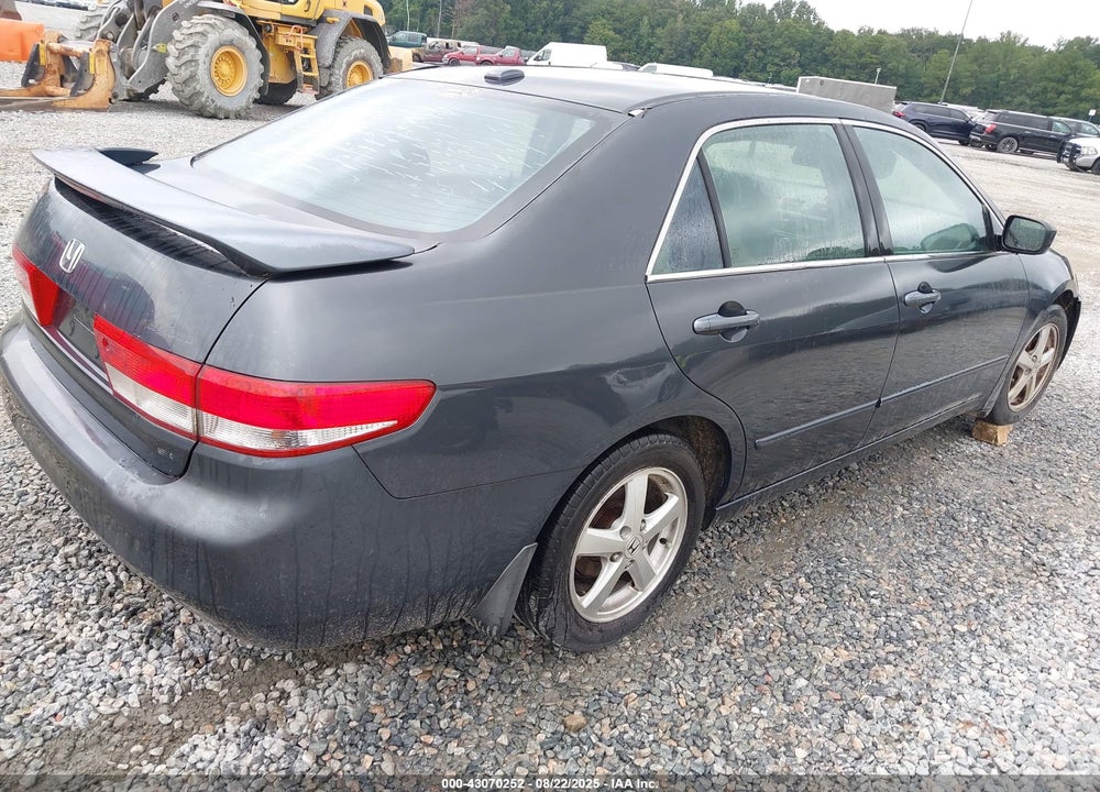 2004 HONDA ACCORD 2.4 EX VIN: 1HGCM56854A119837