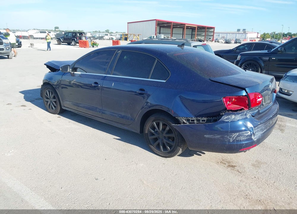 2013 VOLKSWAGEN JETTA 2.5L SE VIN: 3VWDX7AJXDM425951