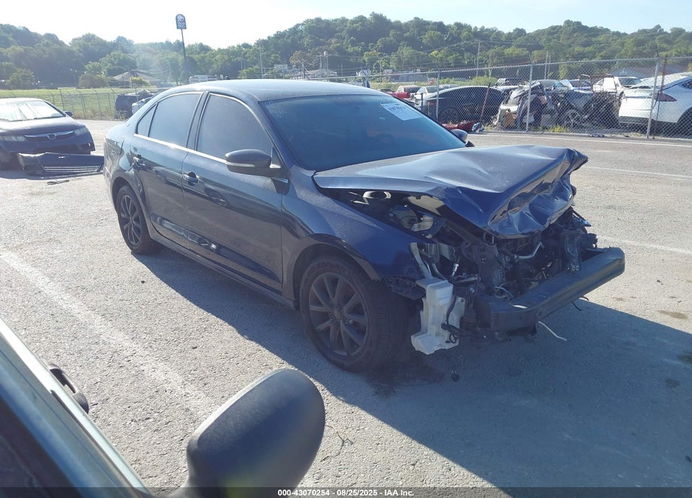 2013 VOLKSWAGEN JETTA 2.5L SE VIN: 3VWDX7AJXDM425951