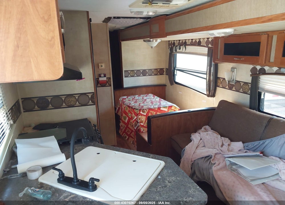 2013 KEYSTONE PASSPORT VIN: 4YDT32225DT413824