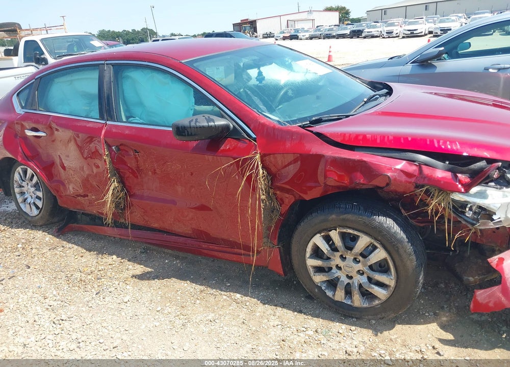 2017 NISSAN ALTIMA VIN: 1N4AL3AP8HC261692