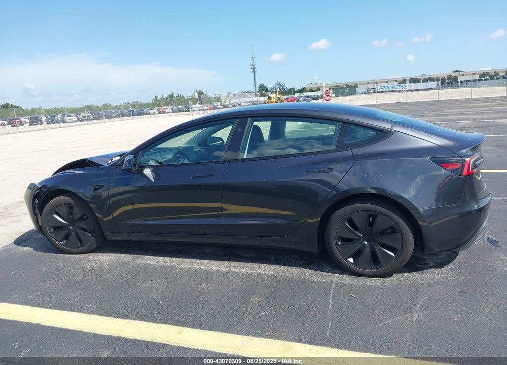 2024 TESLA MODEL 3 VIN: 5YJ3E1EA4RF742714