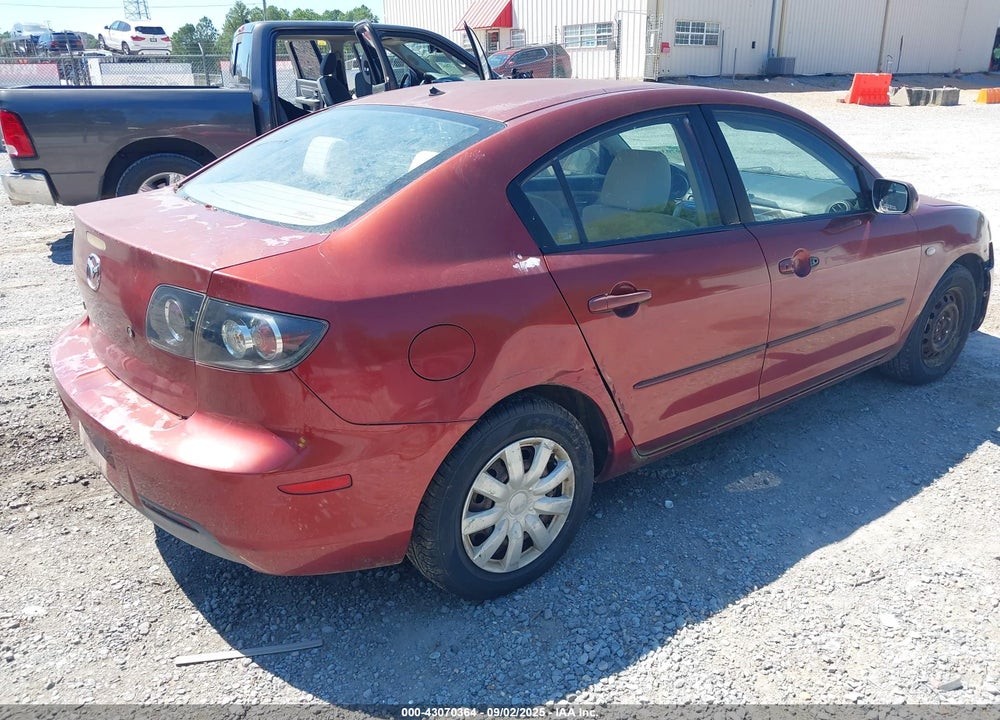 2008 MAZDA 3 I SPORT VIN: JM1BK12F581140402