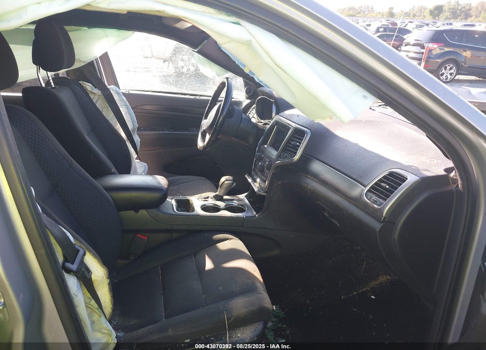 2020 JEEP GRAND CHEROKEE VIN: 1C4RJEAG9LC219863
