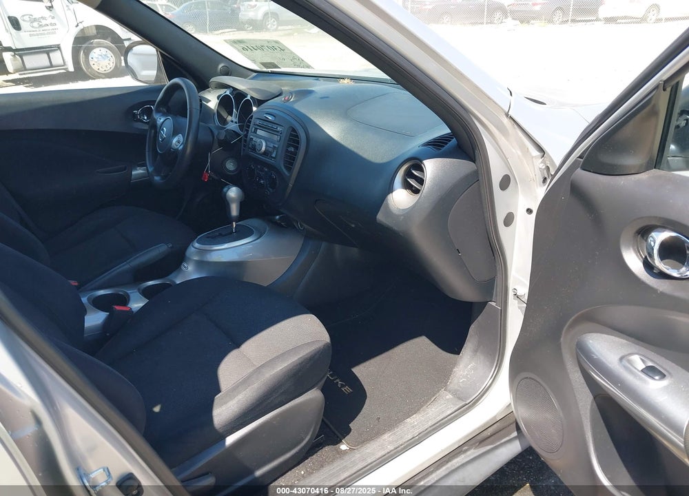 2014 NISSAN JUKE S VIN: JN8AF5MVXET484095