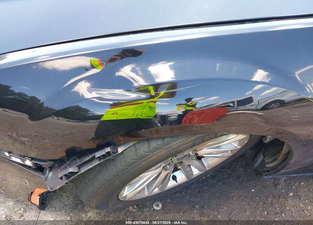 2015 CHRYSLER 300 VIN: 2C3CCAEG4FH842008