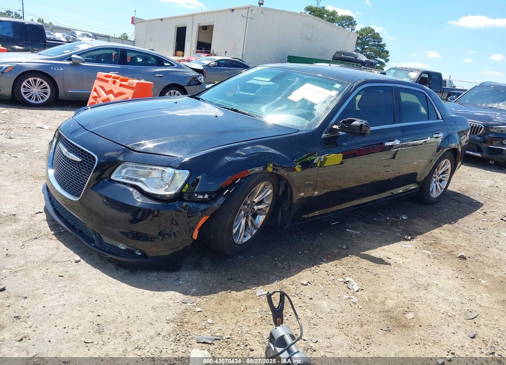 2015 CHRYSLER 300 VIN: 2C3CCAEG4FH842008