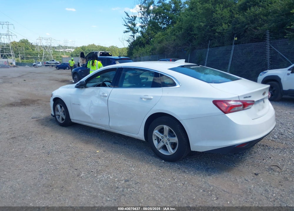 2022 CHEVROLET MALIBU VIN: 1G1ZD5ST8NF135028