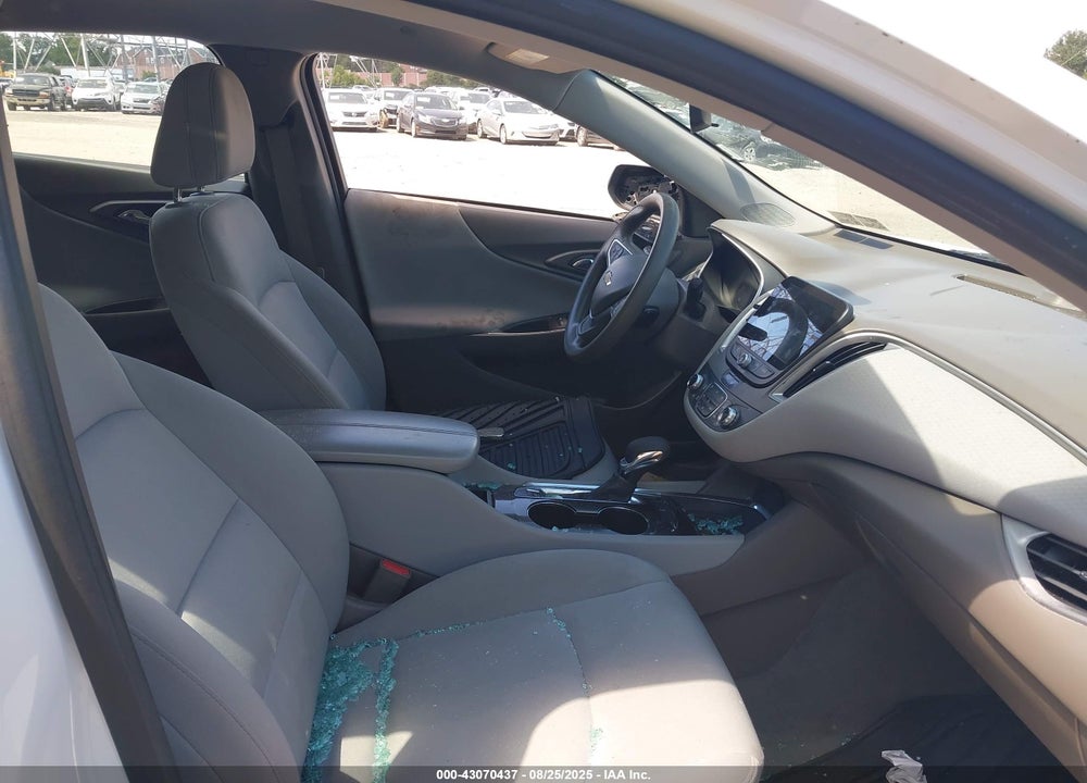 2022 CHEVROLET MALIBU VIN: 1G1ZD5ST8NF135028