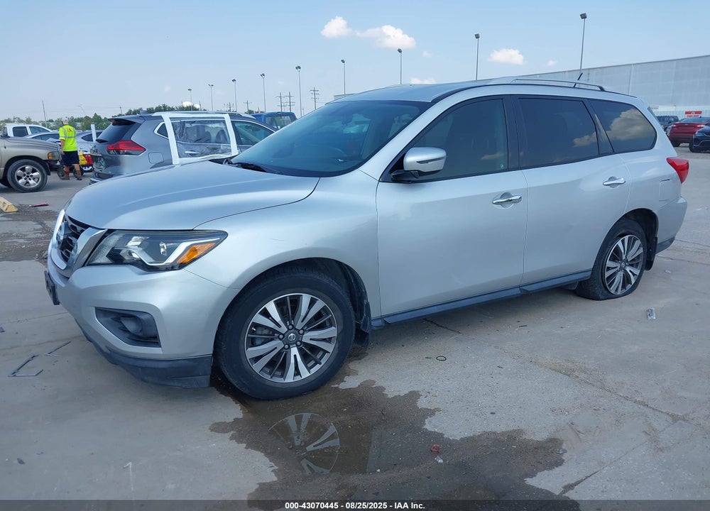 2017 NISSAN PATHFINDER VIN: 5N1DR2MN0HC908530