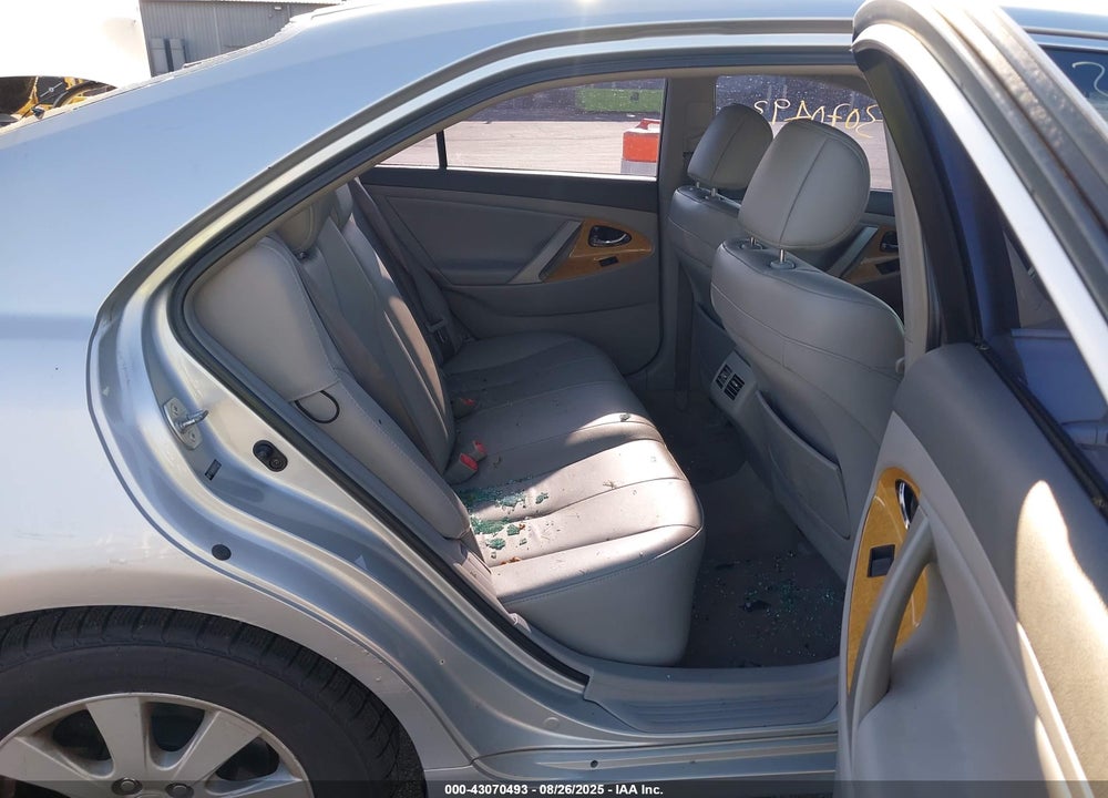 2007 TOYOTA CAMRY VIN: 4T1BK46K07U010173