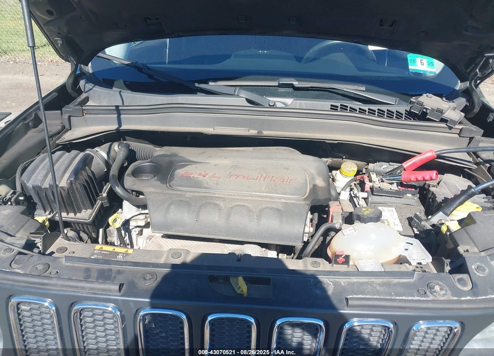 2016 JEEP RENEGADE VIN: ZACCJBBT4GPD77397
