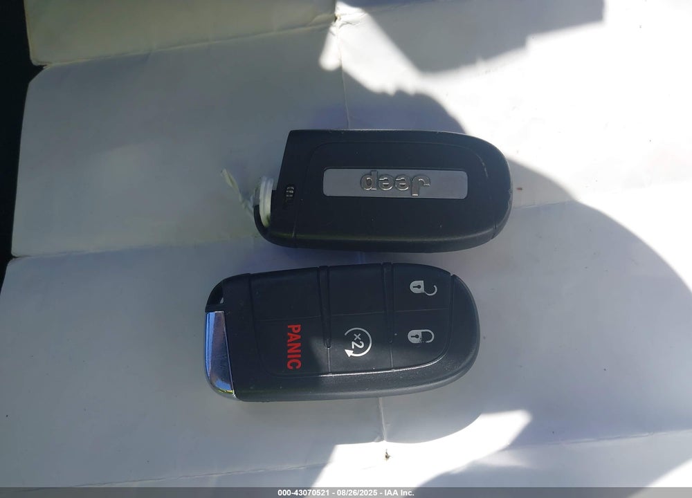 2016 JEEP RENEGADE VIN: ZACCJBBT4GPD77397