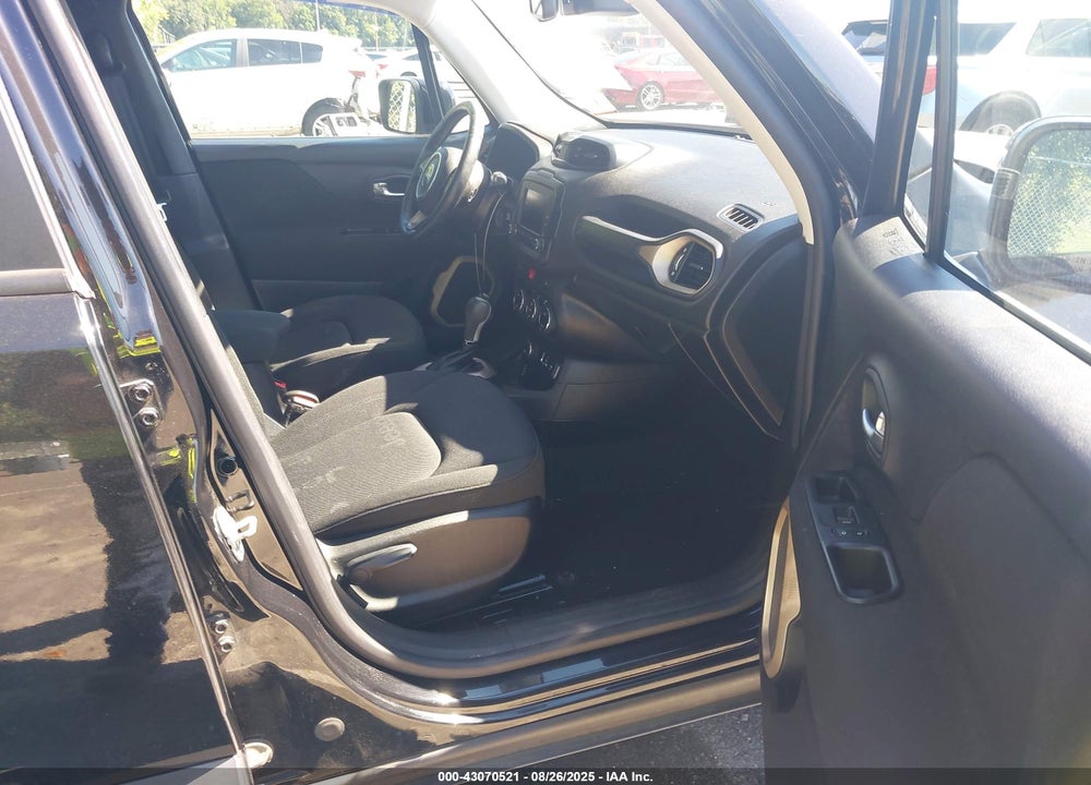 2016 JEEP RENEGADE VIN: ZACCJBBT4GPD77397