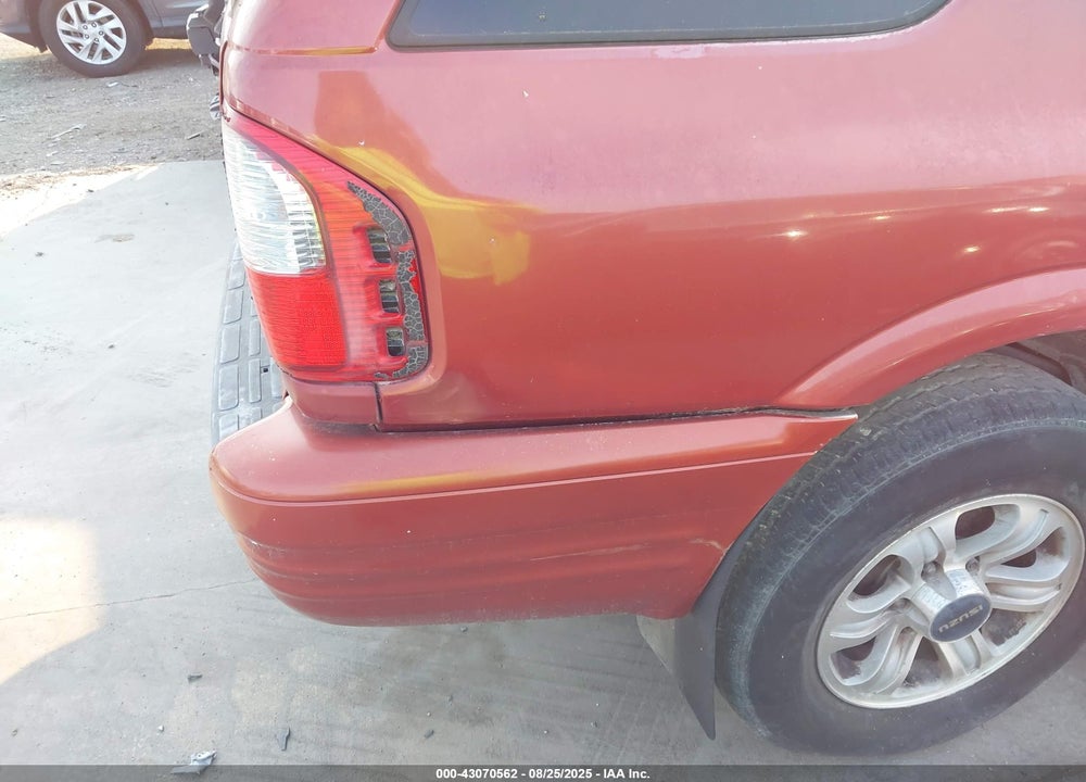 2001 ISUZU RODEO LS 3.2L V6/LSE 3.2L V6/S 3.2L V6 VIN: 4S2CK58W814312403