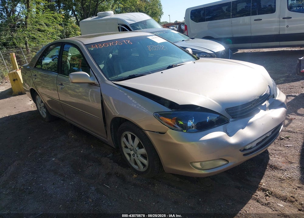2004 TOYOTA CAMRY XLE V6 VIN: 4T1BF30K44U570927