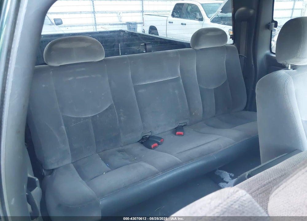 2004 GMC SIERRA 1500 SLE VIN: 2GTEK19T741110153