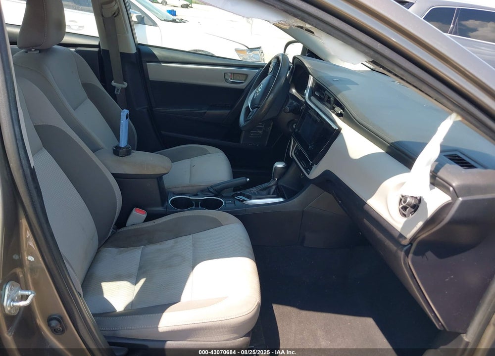 2018 TOYOTA COROLLA VIN: 2T1BPRHE9JC053179