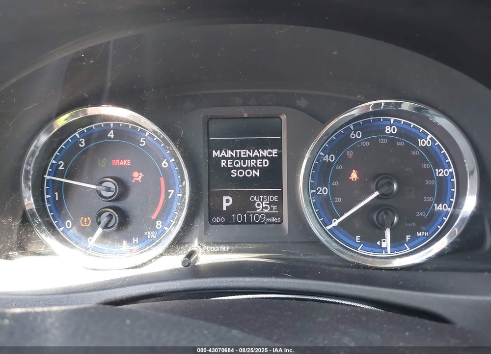 2018 TOYOTA COROLLA VIN: 2T1BPRHE9JC053179