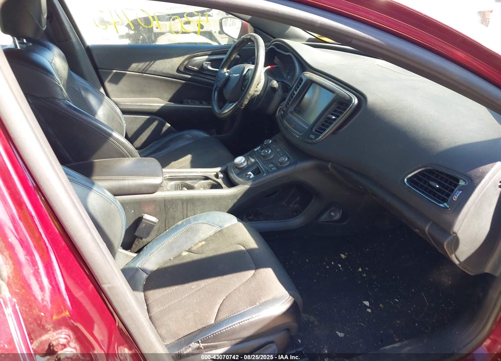 2015 CHRYSLER 200 VIN: 1C3CCCBB3FN717741