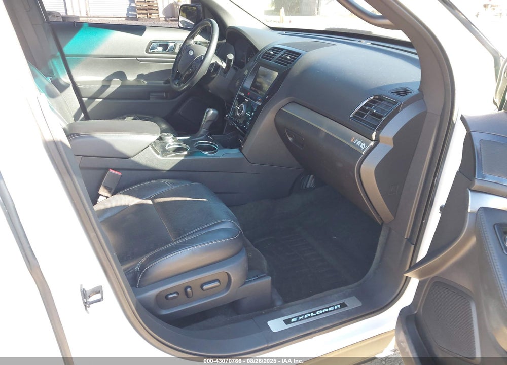 2013 FORD EXPLORER VIN: 1FM5K8GT8DGC76790