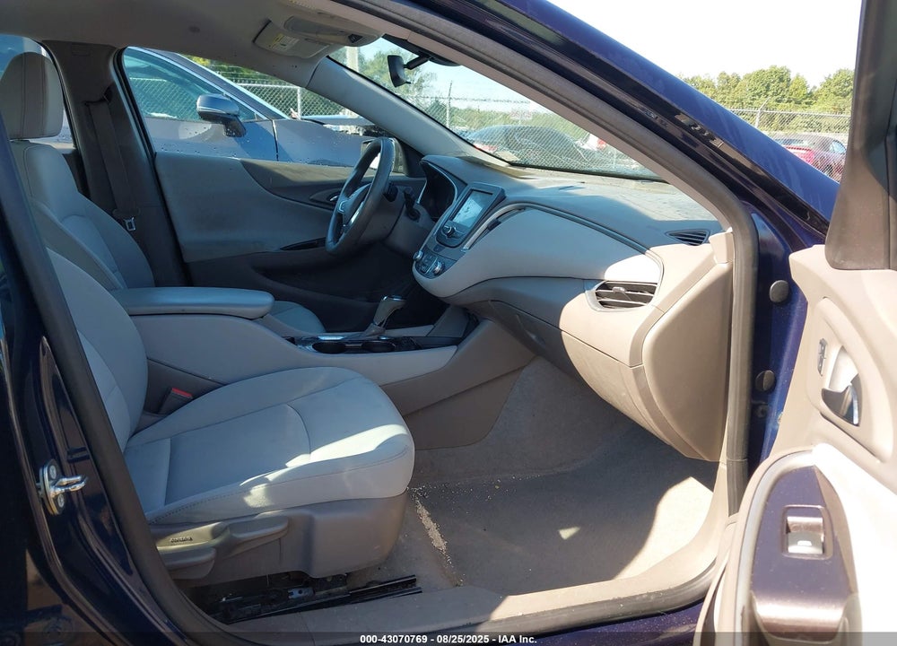2017 CHEVROLET MALIBU LS VIN: 1G1ZB5ST5HF241544