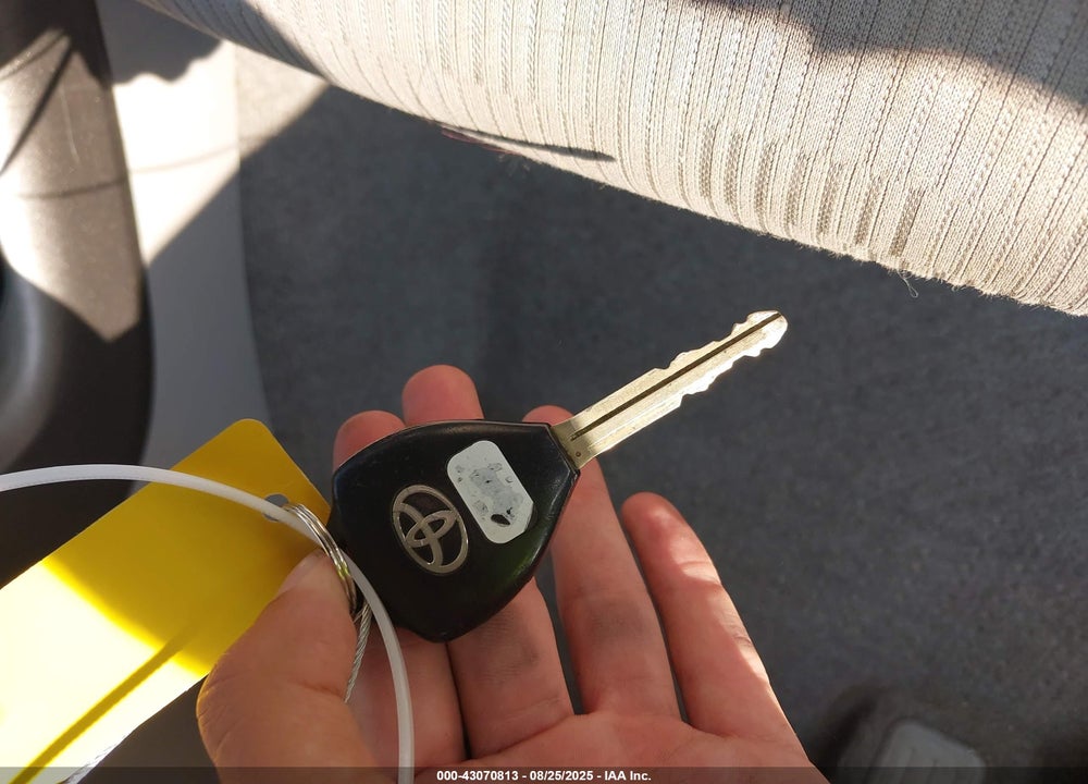 2010 TOYOTA RAV4 VIN: JTMZF4DV3AD022958