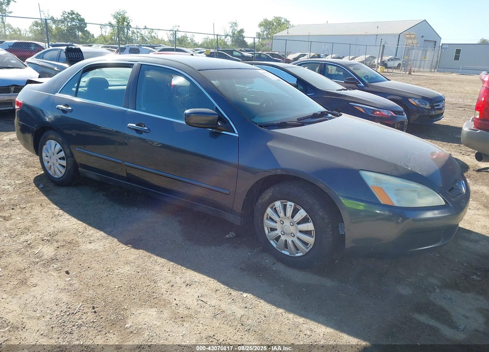 2003 HONDA ACCORD 2.4 LX VIN: 3HGCM56323G703827