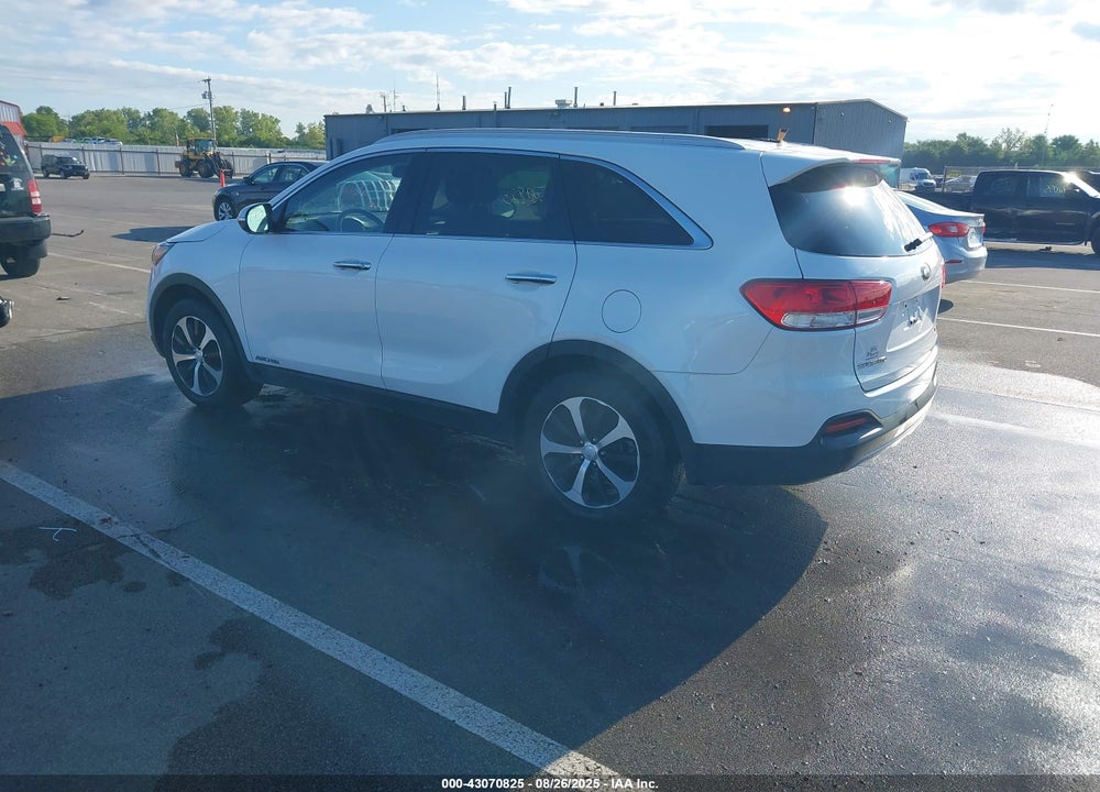 2016 KIA SORENTO VIN: 5XYPHDA58GG155165